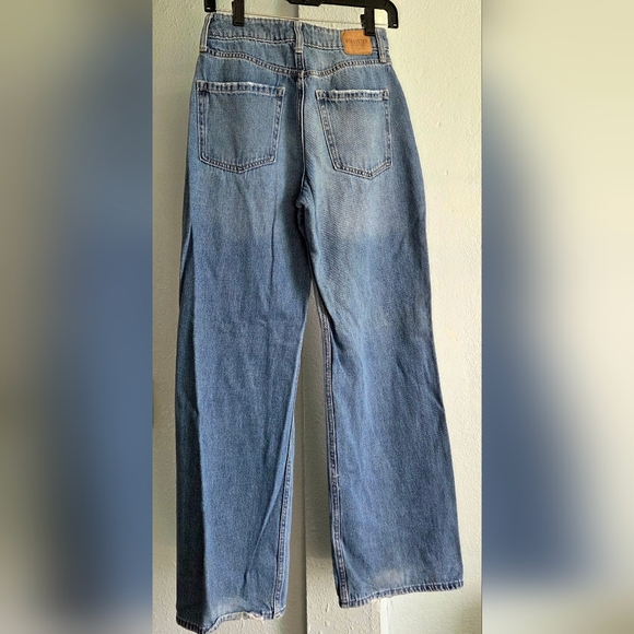 Hollister Blue Ultra High-Rise Denim Jeans - Picture 2 of 5